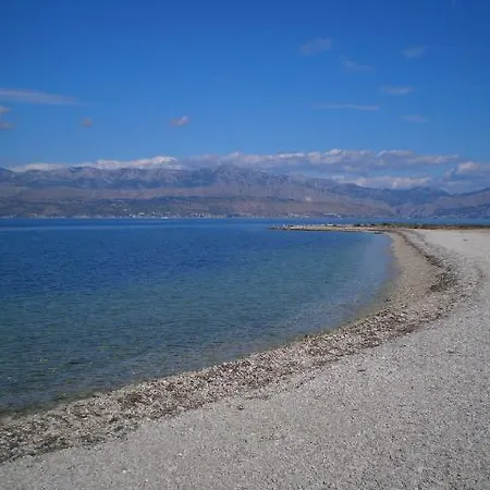 アパート Novakovic Mirce